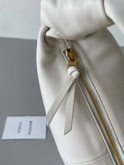 Bottega Veneta Mini Double Knot White Size 23 x 30 x 15 cm - 3