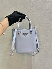 Prada Small Brushed Leather Tote Size 17.5 x 5 x 15 cm - 2
