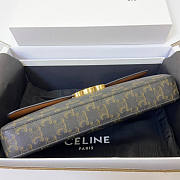 Celine Chain Bag Triomphe Size 33 x 13 x 5 cm - 4