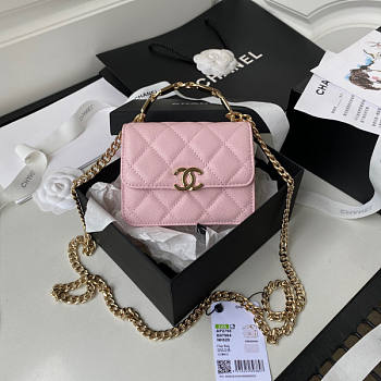 Chanel Clutch With Chain Pink Size 9.5 x 13 x 6 cm