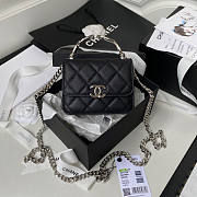 Chanel Clutch With Chain Black Size 9.5 x 13 x 6 cm - 1
