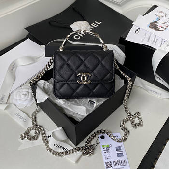 Chanel Clutch With Chain Black Size 9.5 x 13 x 6 cm