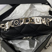 Chanel Clutch With Chain Black Size 9.5 x 13 x 6 cm - 5