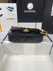 Chanel Small Flap Bag Black Size 17 x 21 x 6 cm - 5