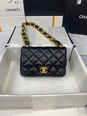 Chanel Small Flap Bag Black Size 17 x 21 x 6 cm - 6