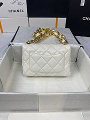Chanel Small Flap Bag White Size 17 x 21 x 6 cm - 5