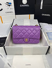 Chanel Large Flap Bag Purple Size 18 x 27 x 8 cm - 1