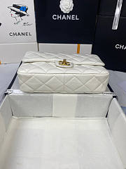Chanel Large Flap Bag White Size 18 x 27 x 8 cm - 2
