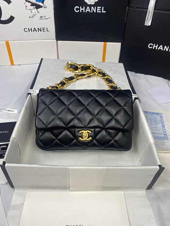 Chanel Large Flap Bag Black Size 18 x 27 x 8 cm