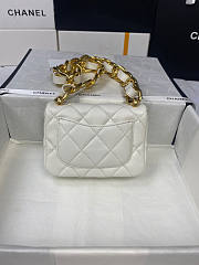 Chanel Mini Flap Bag White Size 13 x 17 x 6 cm - 4