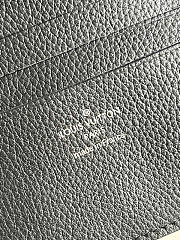 Louis Vuitton Nano Lockme Bucket Black Size 13.5 x 16 x 10 cm - 2