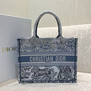 Dior Book Tote 05 Size 36.5 x 28 x 17.5 cm - 1