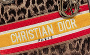 Dior Lady Medium Lady D-Lite Bag 01 Size 24 x 20 x 11 cm - 3