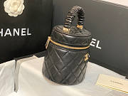 Chanel Vanity Case Black Size 11 x 11.5 x 9.5 cm - 4