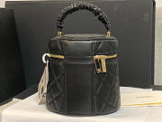 Chanel Vanity Case Black Size 11 x 11.5 x 9.5 cm - 3