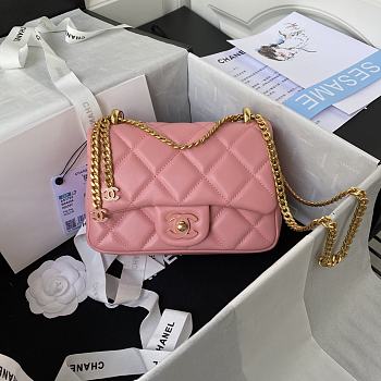 Chanel Lambskin Pink AS1792 Size 19 cm