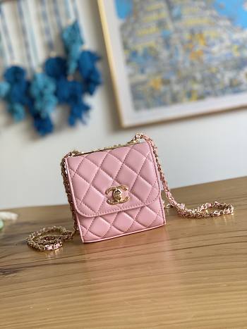 Chanel Chain Flap Bag Coin Purse Pink Size 11 x 11 x 5 cm