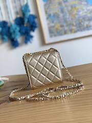 Chanel Chain Flap Bag Coin Purse Gold Size 11 x 11 x 5 cm - 5