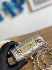 Chanel Chain Flap Bag Coin Purse Silver Size 11 x 11 x 5 cm - 2