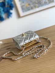 Chanel Chain Flap Bag Coin Purse Silver Size 11 x 11 x 5 cm - 6