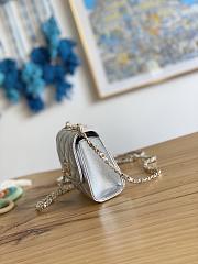 Chanel Chain Flap Bag Coin Purse Silver Size 11 x 11 x 5 cm - 5