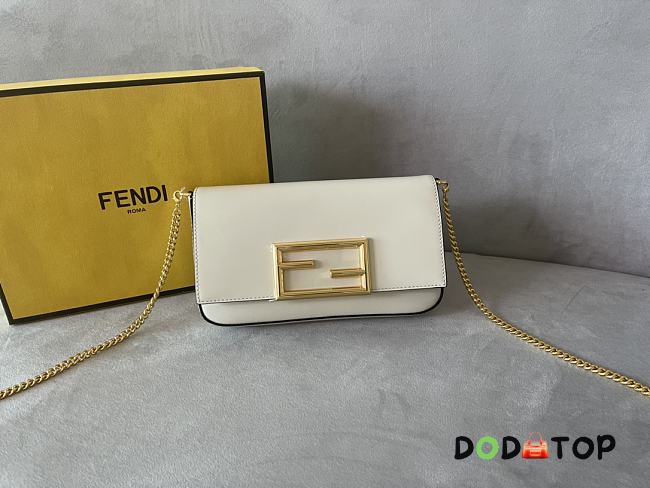 Fendi Flap Bag FF White Size 21.5 x 3 x 13 cm - 1