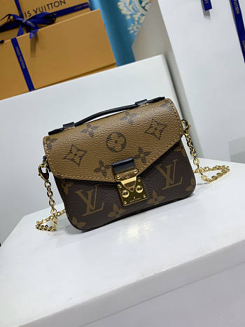 Louis Vuitton Micro Metis Size 14 x 11 x 3.5 cm