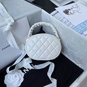 Chanel Vanity Case White Size 9.5 x 13 x 5.5 cm - 2