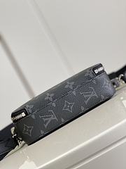 Louis Vuitton LV Monogram Eclipse Men Bag Size 18.5 x 11 x 6.5 cm - 5