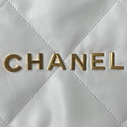 Chanel 22 Small Handbag White Size 35 x 37 x 7 cm - 3
