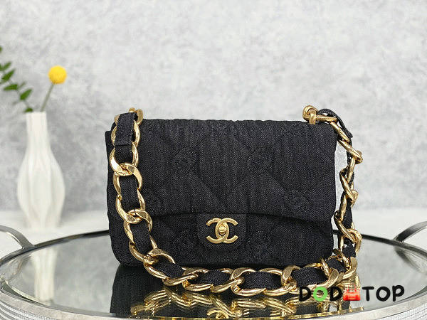 Chanel Flap Bag Black Size 24 x 15 x 6 cm - 1