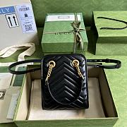 Gucci GG Marmont Matelassé Mini Bag Black Size 16 x 19 x 7 cm - 4