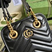 Gucci GG Marmont Matelassé Mini Bag Black Size 16 x 19 x 7 cm - 2