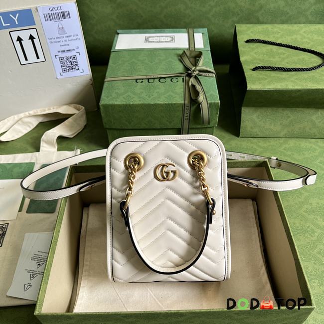 Gucci GG Marmont Matelassé Mini Bag White Size 16 x 19 x 7 cm - 1