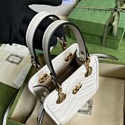 Gucci GG Marmont Matelassé Mini Bag White Size 16 x 19 x 7 cm - 2