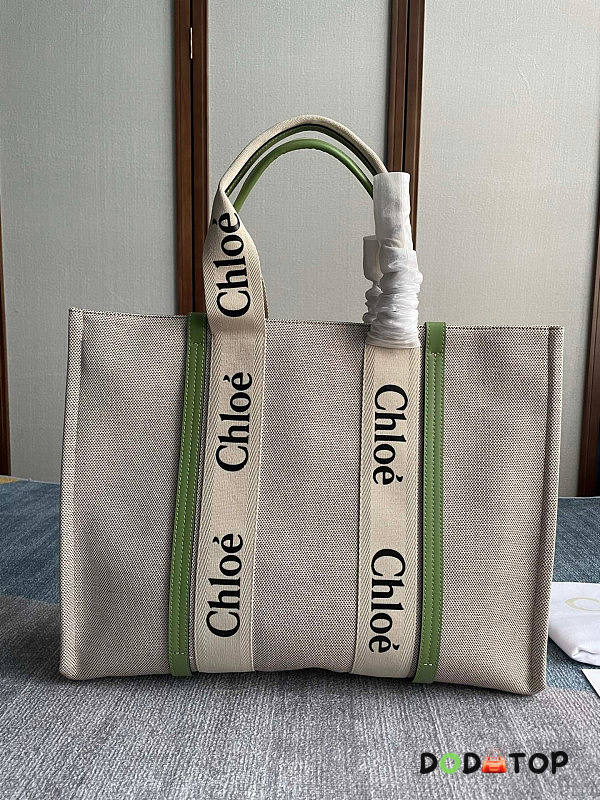Chloé Medium Woody Tote Bag Size 37 x 26 x 12 cm - 1