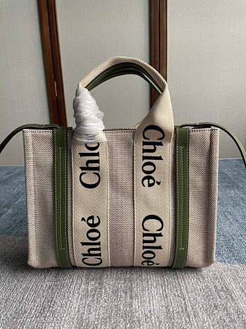 Chloé Small Woody Tote Bag With Strap Size 26.5 x 20 x 8 cm