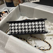 Chanel Flap Bag Size 21 x 14 x 7 cm - 4