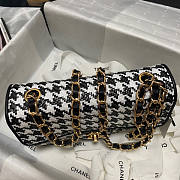 Chanel Flap Bag Size 21 x 14 x 7 cm - 6