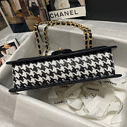 Chanel Flap Bag Size 26 x 17 x 7 cm - 2