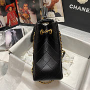 Chanel Flap Bag Black 01 Size 30 x 18 x 10 cm - 2