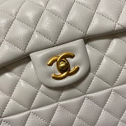 Chanel Flap Bag White 01 Size 30 x 18 x 10 cm - 2