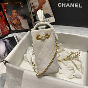 Chanel Flap Bag White 01 Size 23 x 15 x 17 cm - 4