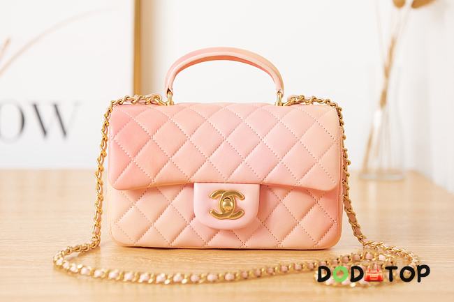 Chanel Handle Bag Pink Size 20 x 9 x 13 cm - 1
