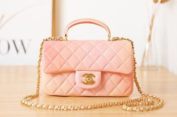 Chanel Handle Bag Pink Size 20 x 9 x 13 cm