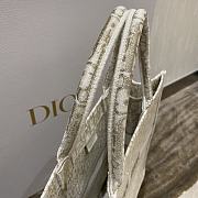 Dior Book Tote 07 Size 42 cm - 2