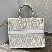 Dior Book Tote 07 Size 42 cm - 5