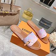 LV Flats 02 - 1