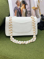 Chanel Flap Bag 01 Size 15.5 x 25.5 x 6.5 cm - 6