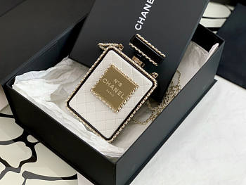 Chanel Evening Bag 03 Size 16 x 9 x 3.5 cm